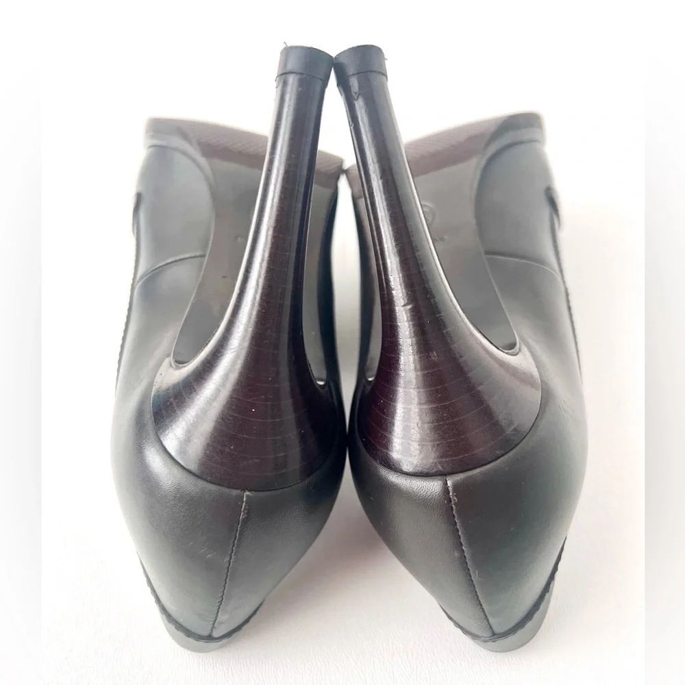 CHANEL || Dark Brown High Heel Loafer Pumps CC Logo Buckle Size EU 39